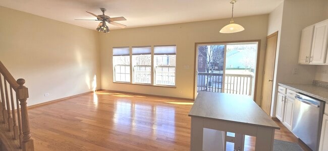 Building Photo - 212 Willow Blvd