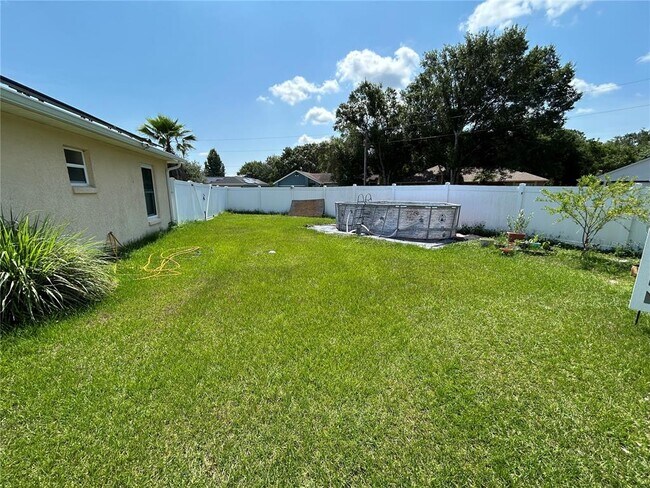 Building Photo - 659 Jaguar Ct