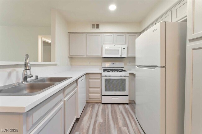 Building Photo - 5259 Caspian Springs Dr
