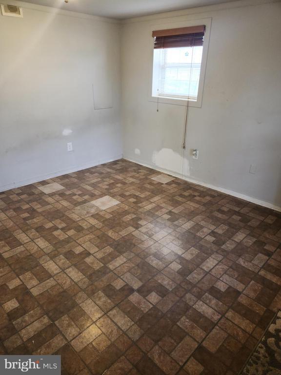 Building Photo - 9606 Jefferson St