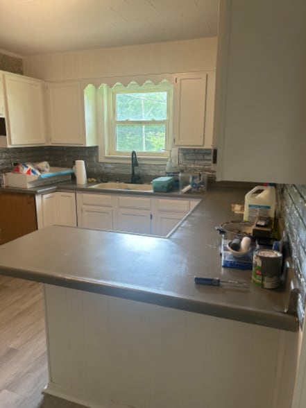 Building Photo - 221 Wilkins Ave