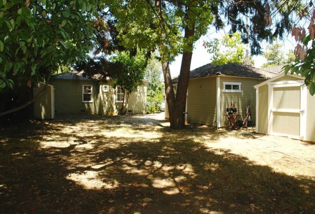 Building Photo - 32 Sanford Ave