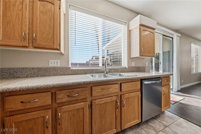 Building Photo - 8061 Yellow Daisy Ave