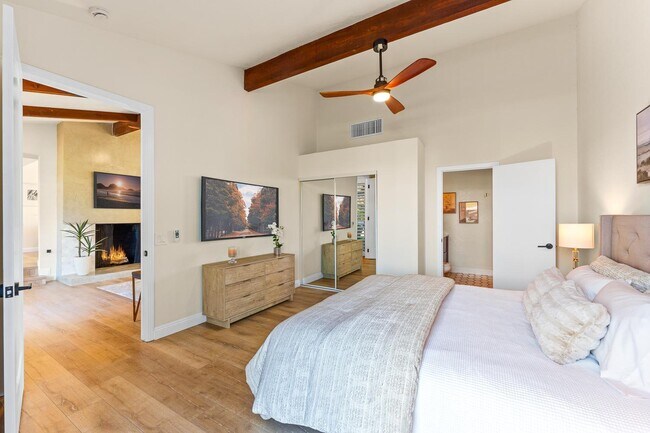 Building Photo - 44350 Michigan Ct