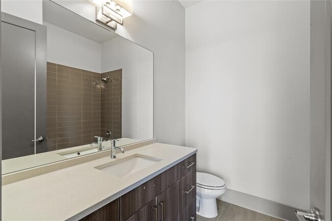 Building Photo - 63 Reynolds Square Ln