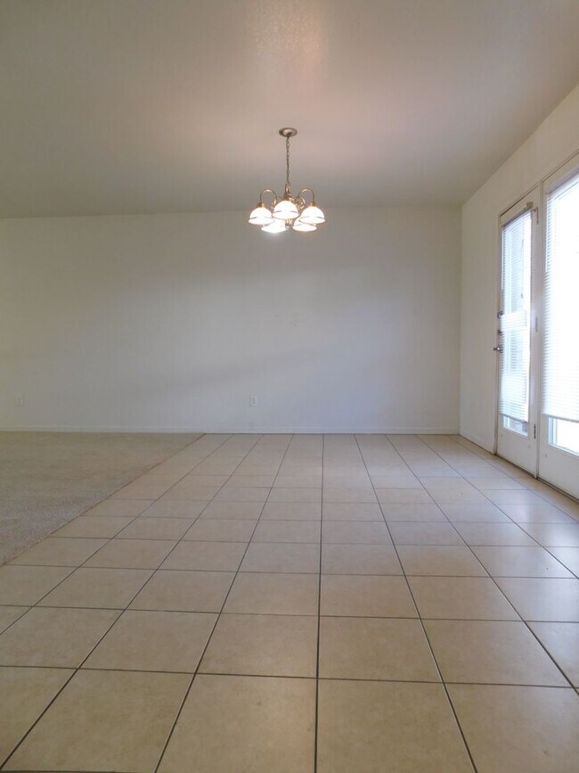 Building Photo - 317 Jeff Gordon Dr