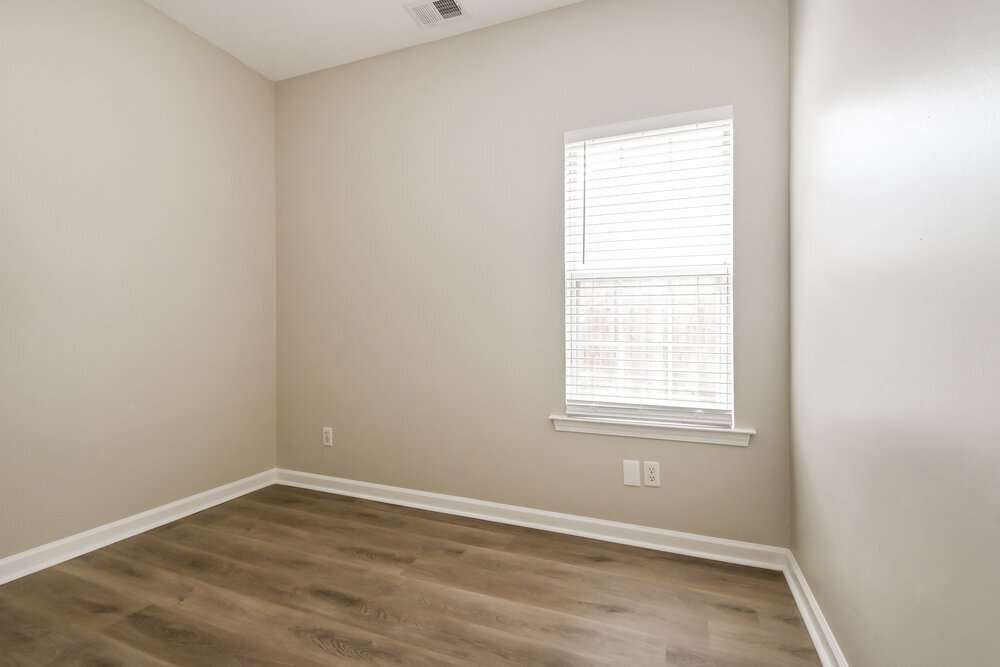 Building Photo - 7069 Millers Glen Way