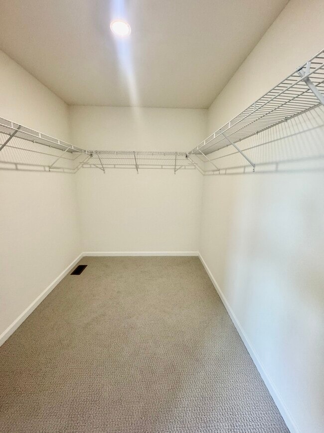 Building Photo - 13412 Belfast Way