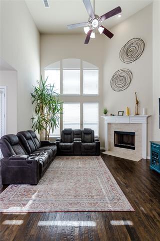 Building Photo - 8801 Stenson St