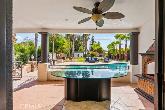 Building Photo - 23036 Burbank Blvd