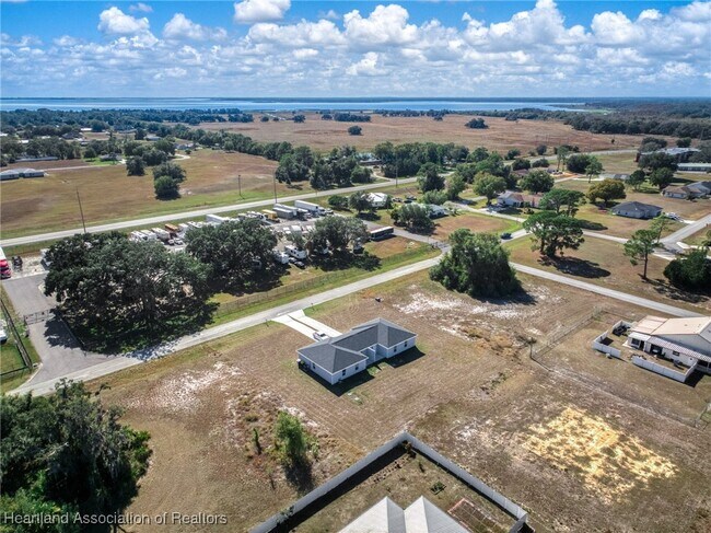 Building Photo - 6303 Red Cedar Rd