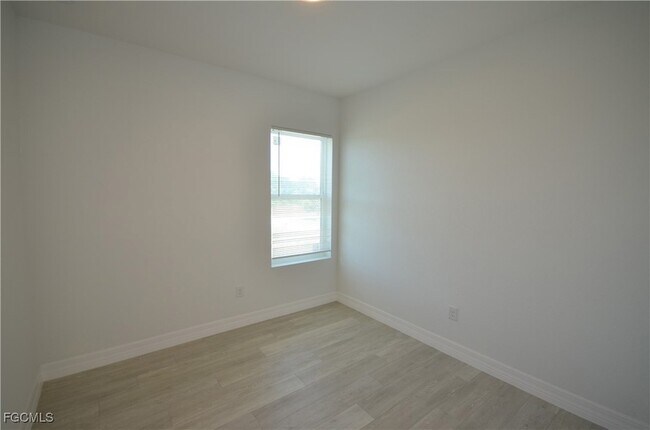 Building Photo - 272 Pelton Cir