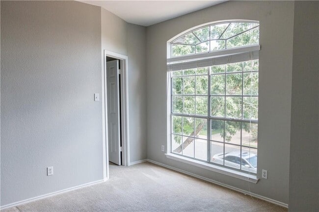 Building Photo - 13464 Athens Trail