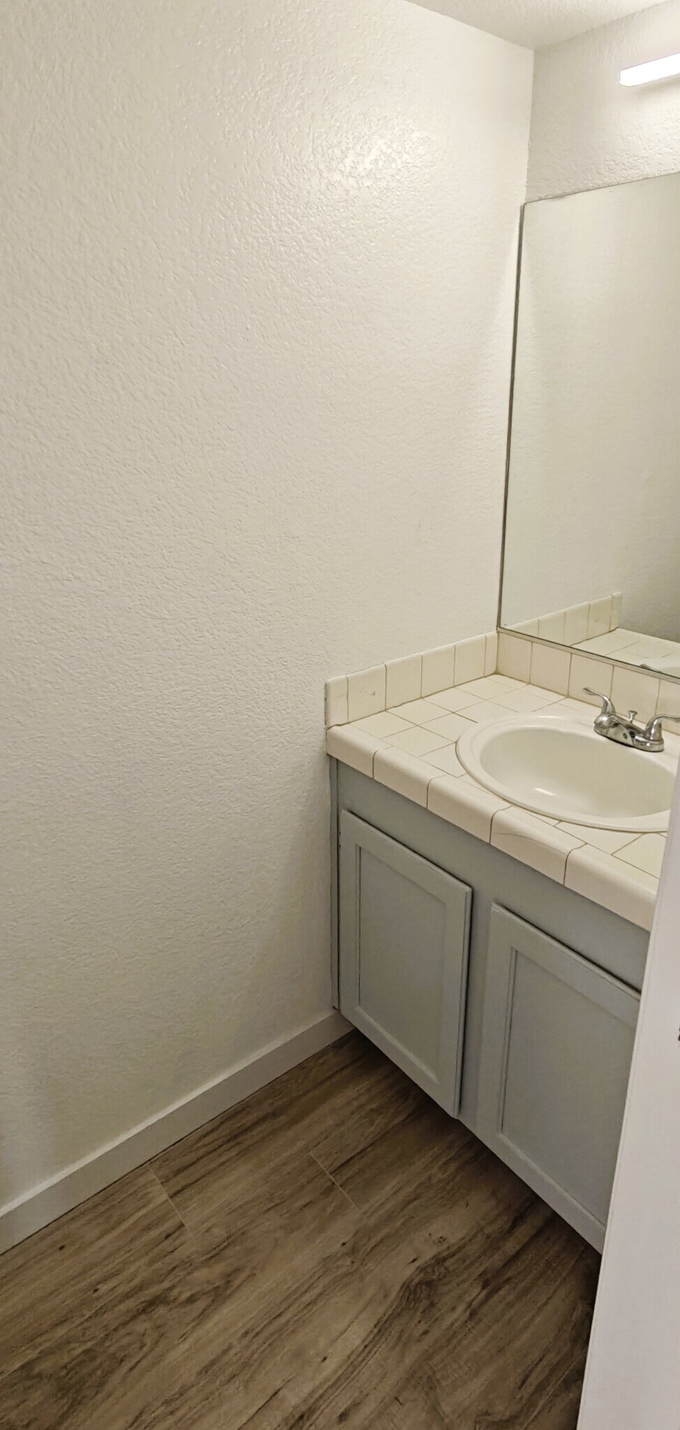Powder Room (with Toilet) - 371 Lander Dr