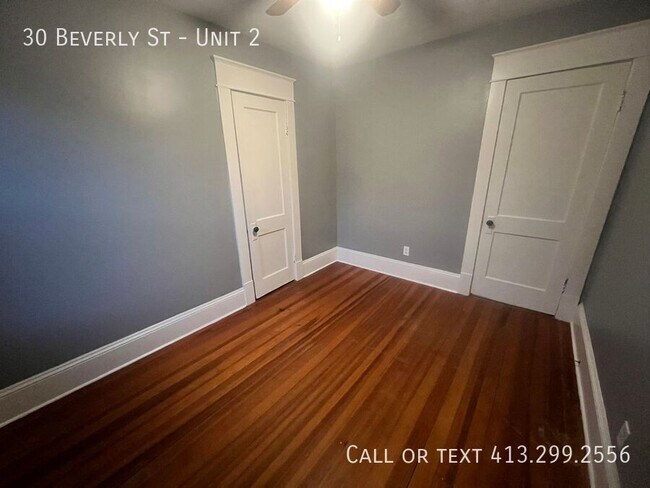 Building Photo - 30 Beverly St