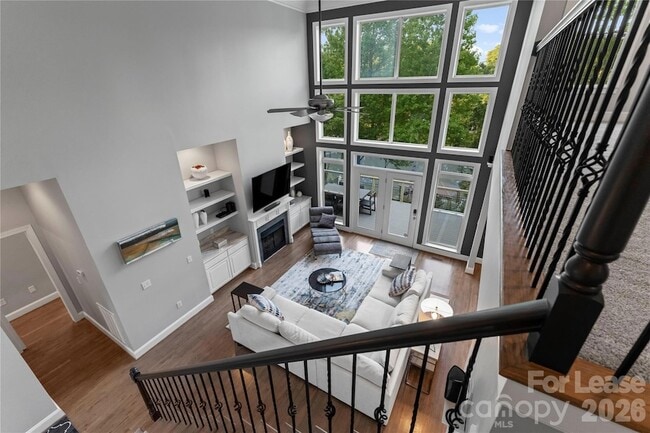 Building Photo - 578 Normandy Rd