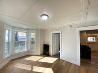 Building Photo - 348 Portland St