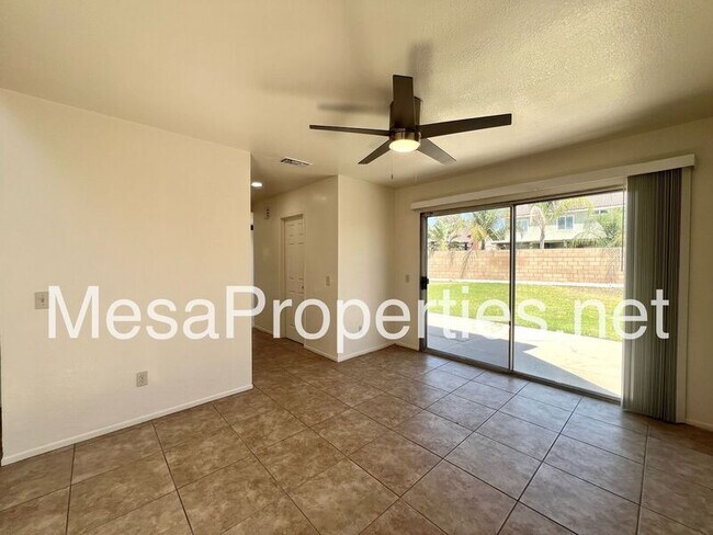 Building Photo - 11321 Oakwood Dr