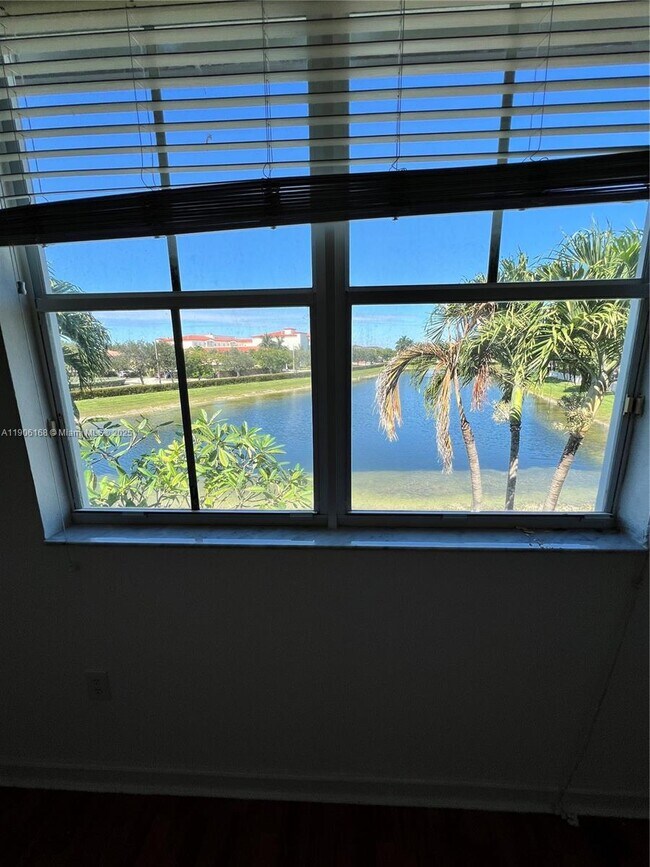 Building Photo - 10869 NW 79th St