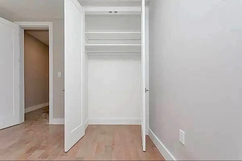 Building Photo - 206 Sumpter St