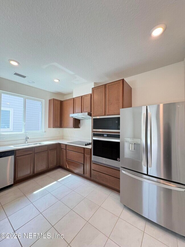 Building Photo - 302 Rambling Brk Trl