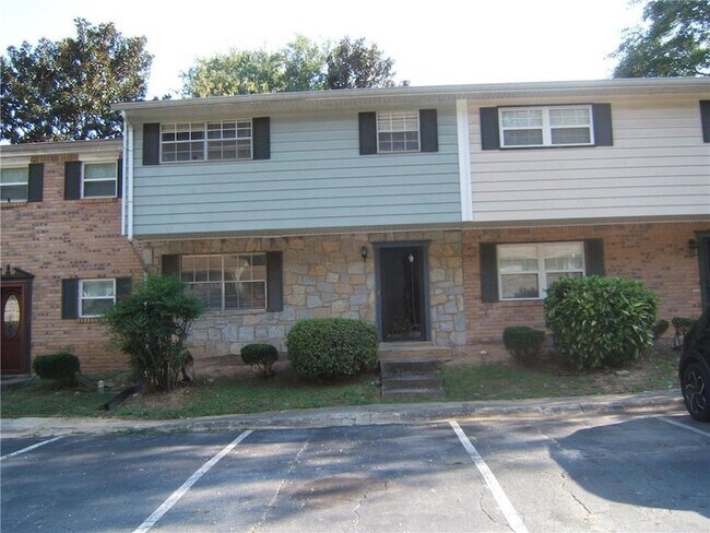 Building Photo - 4701 Flat Shoals Rd