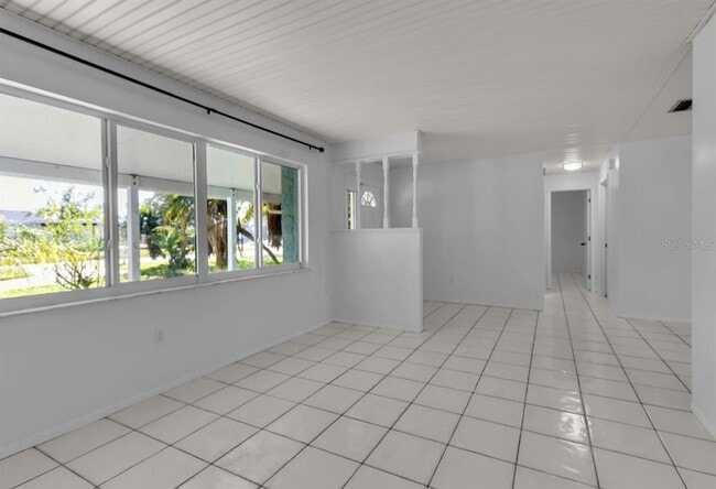 Building Photo - 20378 Emerald Ave