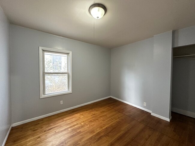 Building Photo - Chemung St 416