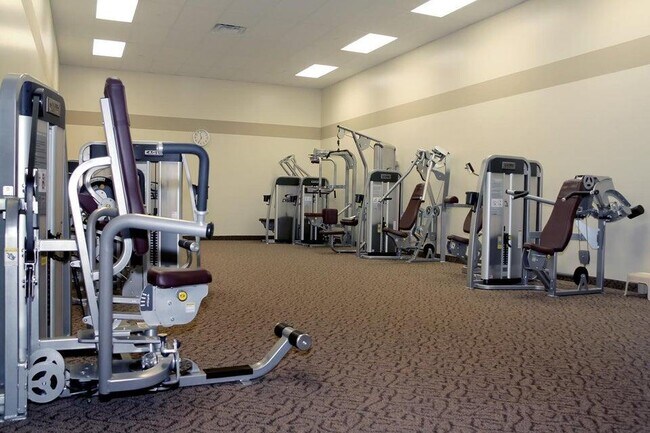 Building Photo - 223 Desert Falls Dr E