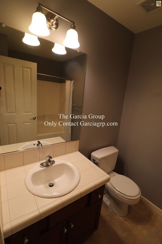Building Photo - 7736 SW Cypress Ln