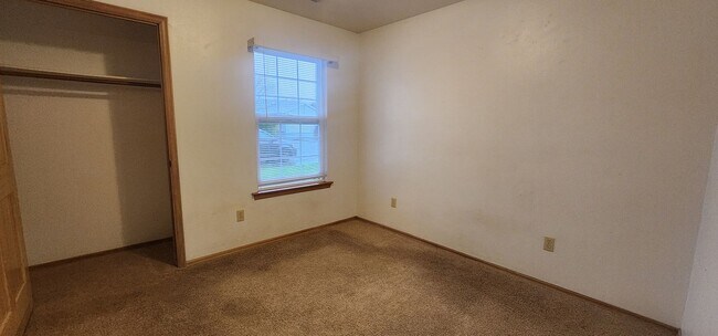 Building Photo - Spacious 3-Bedroom Home on a Quiet Cul-de-Sac in McKinleyville