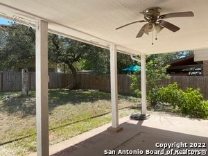 Building Photo - 614 Stoneway Dr