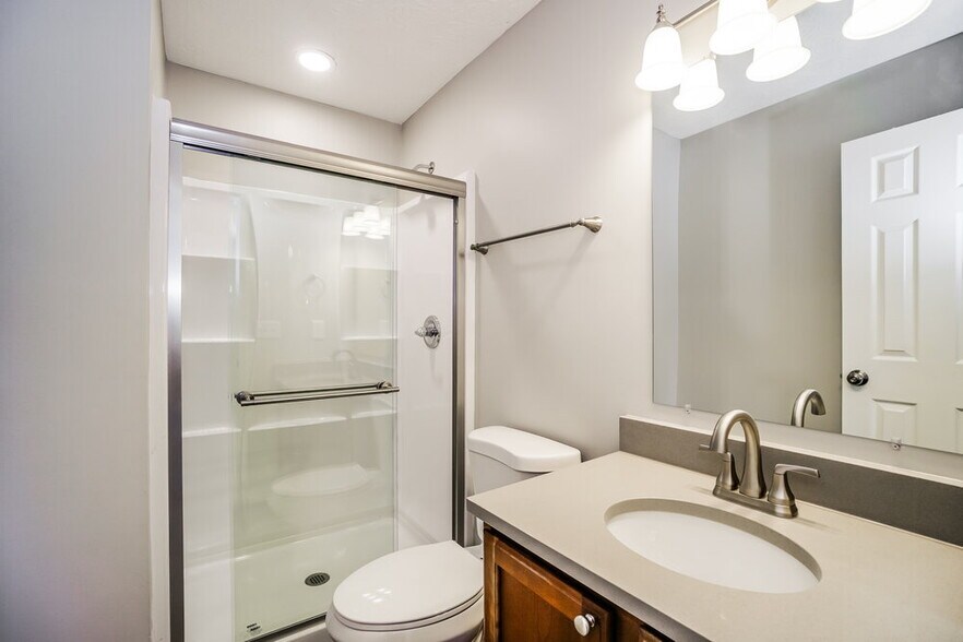 Building Photo - 1713 Willowpark Ct