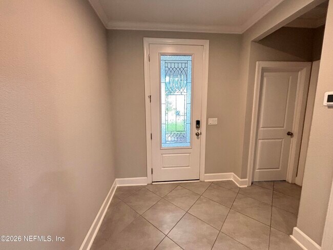 Building Photo - 212 Willow Crk Ct