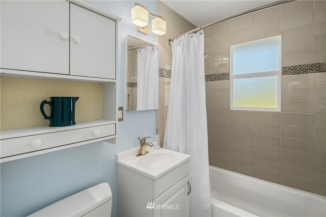 Building Photo - 9339 31st Pl SW