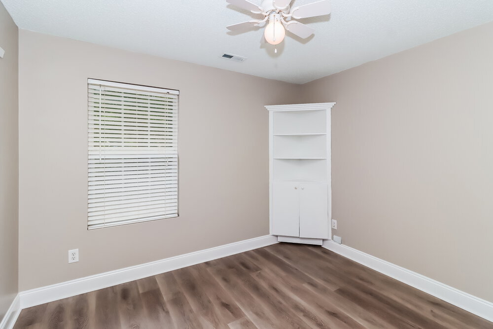 Building Photo - 12332 Cumberland Cove Dr