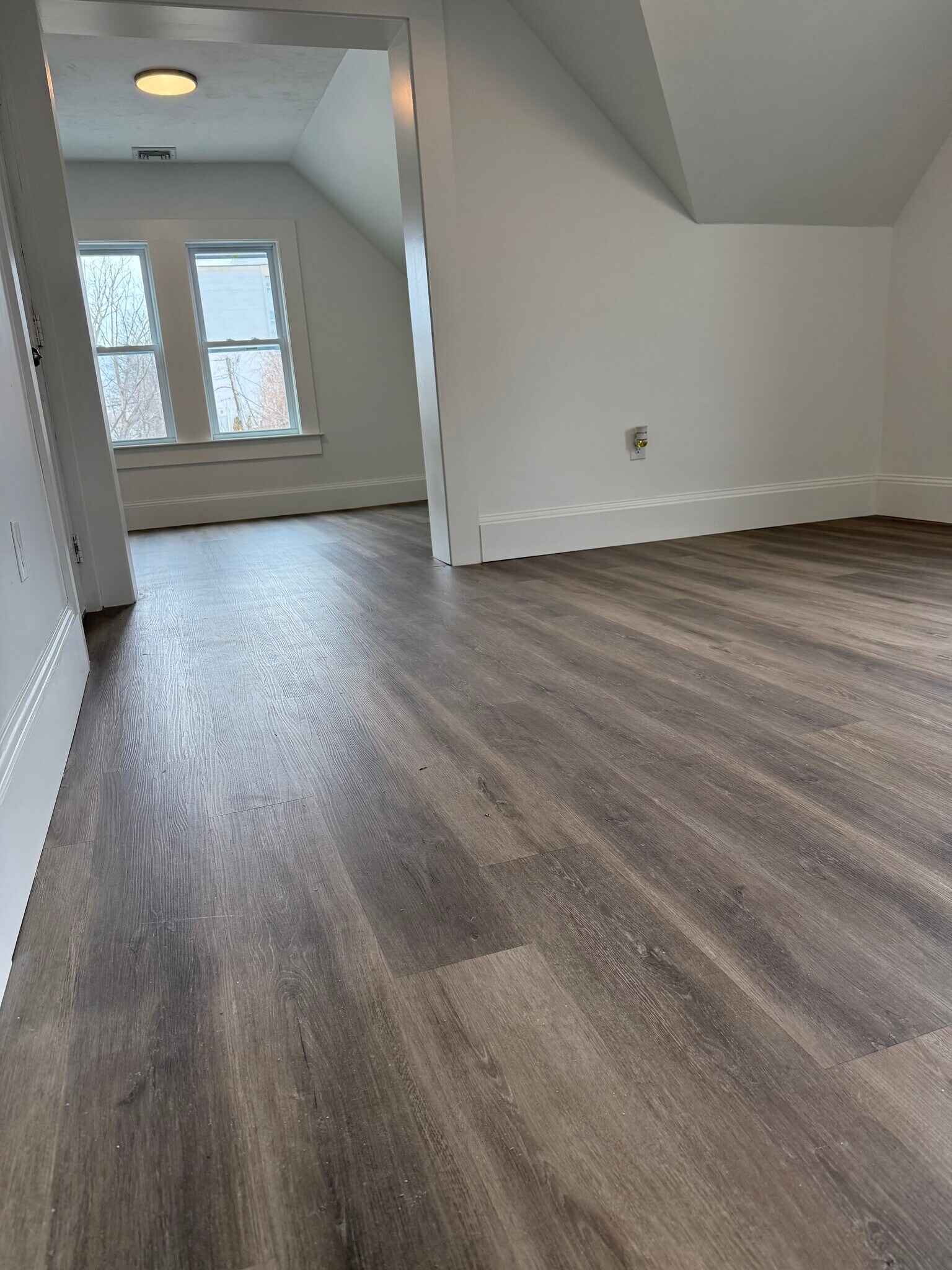 Building Photo - 70 Arlington St