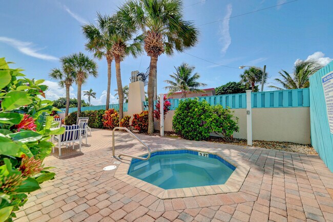 Building Photo - 355 S Ocean Dr