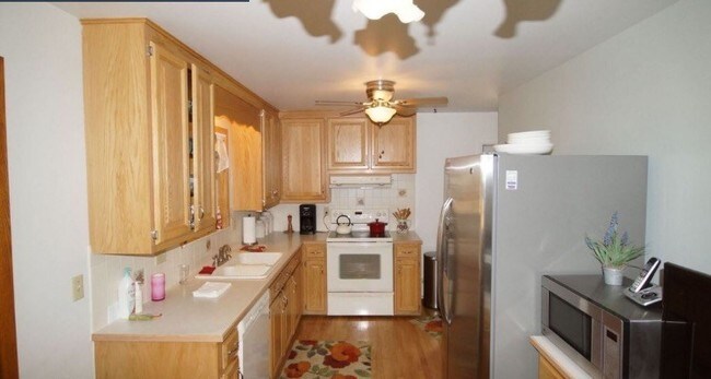 Building Photo - 1206 Westmoreland Rd