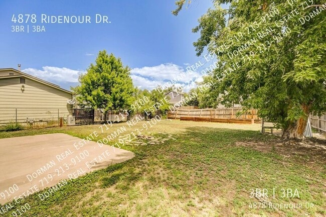 Building Photo - 4878 Ridenour Dr