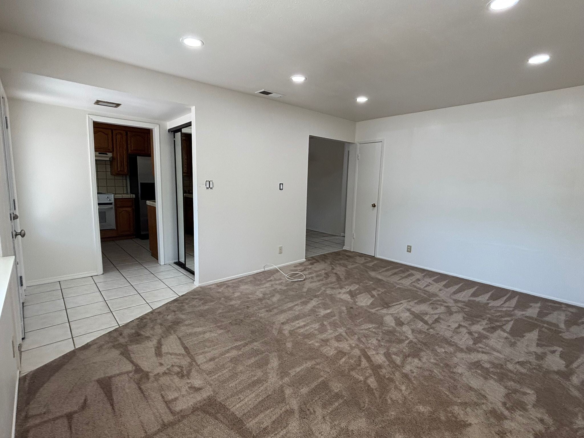 Building Photo - 2888 Whittington Dr