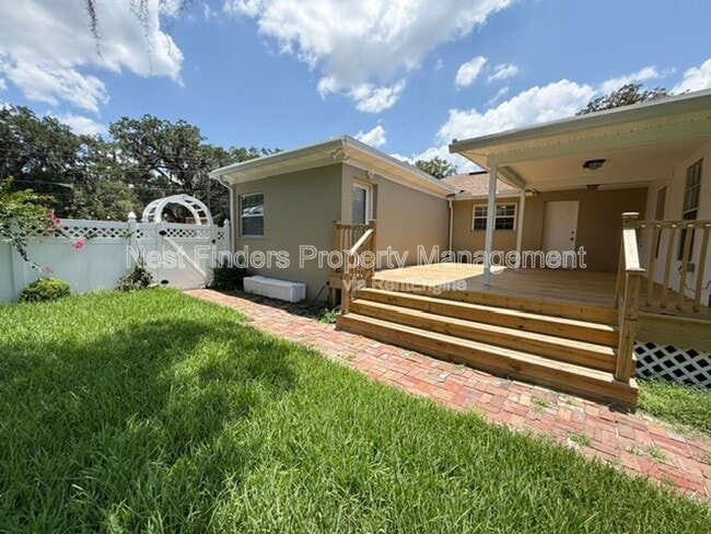 Building Photo - 1455 Riverbirch Ln