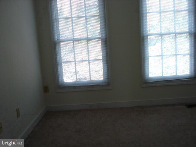 Building Photo - 15734 Cherry Blossom Ln