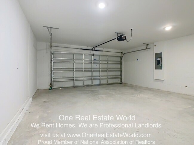 Building Photo - 5151 Bridgehaven Rd