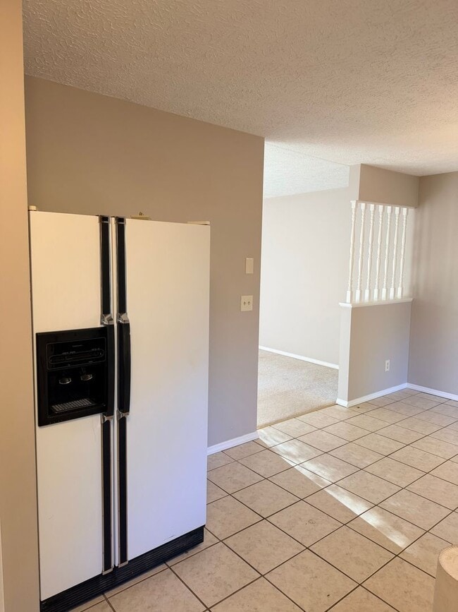 Building Photo - Spacious 3 Bed, 2 Bath Home in Arden With ...