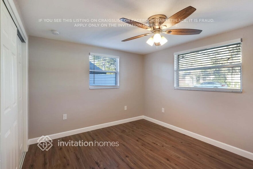 Building Photo - 15723 Sea Pines Dr