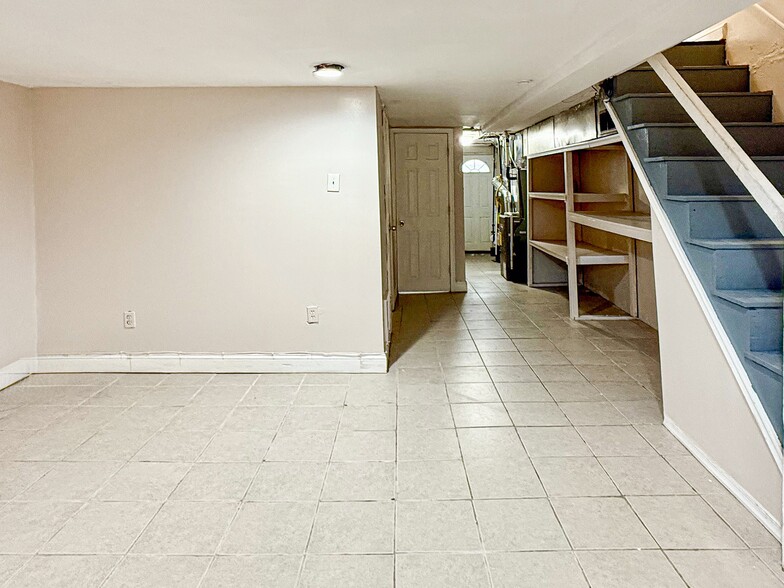 Finished basement - 116 W Berkley Ave