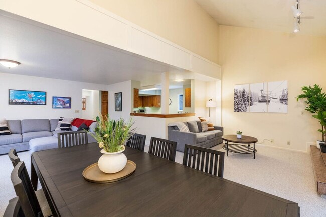 Building Photo - 7430 S Wasatch Blvd