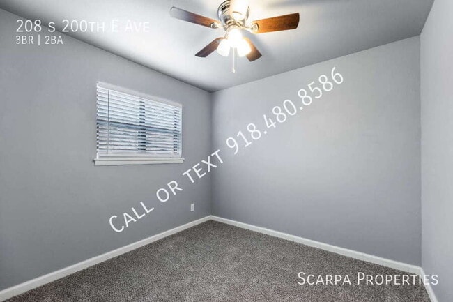 Building Photo - 208 S 200th E Ave