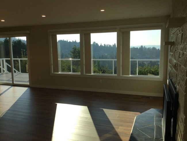 Building Photo - Modern 4-Bedroom Home with Panoramic Water & Mountain Views